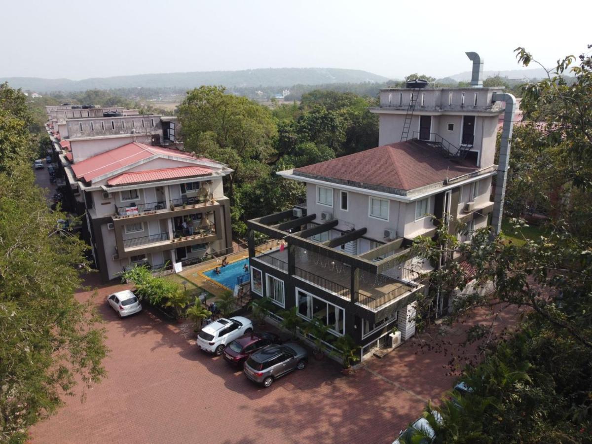 4Bhk Stunning Apartment With Pool 2Bhkx2 Gamle Goa Eksteriør bilde